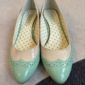 BAIT Ida Vintage inspired Elegant Mint and Cream Flats